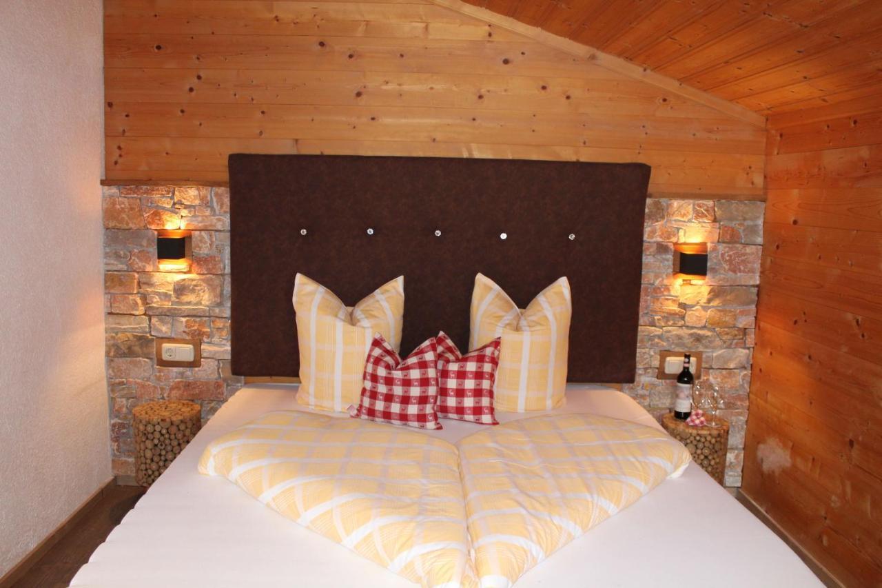 Apart Ursus Hinterthal Maria Alm am Steinernen Meer Exterior photo